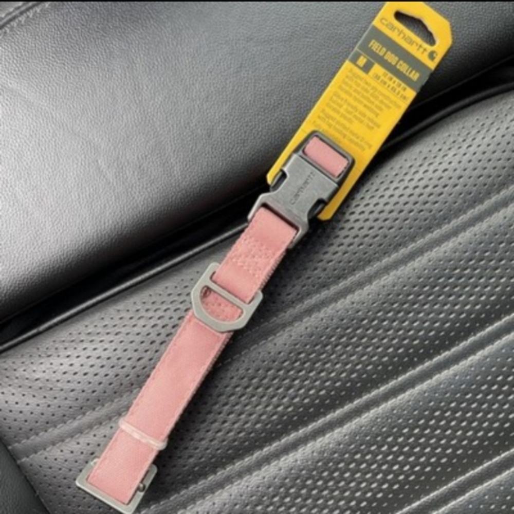 NWT • CARHARTT Field Dog Collar in Rose Tint (Size MEDIUM)